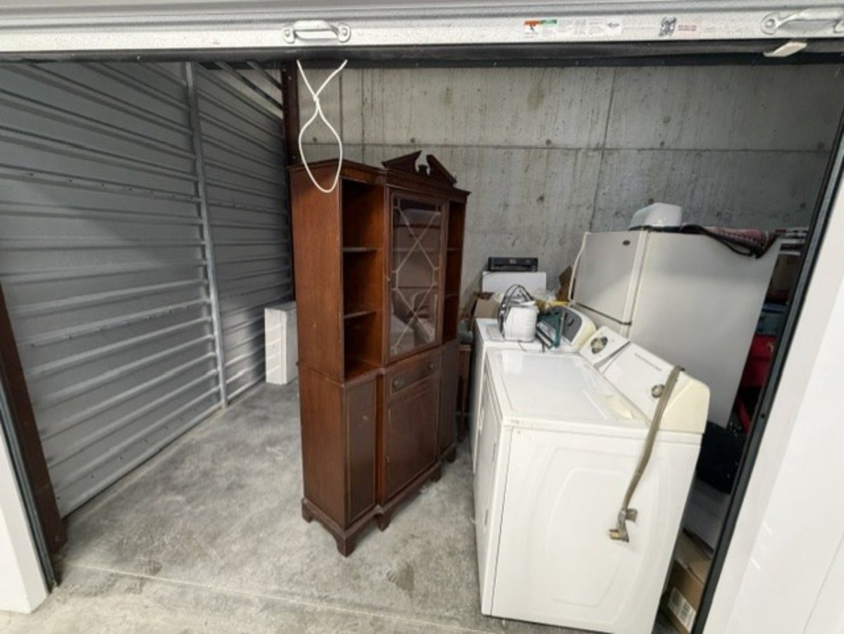 8 x 10 storage unit in Worcester, MA