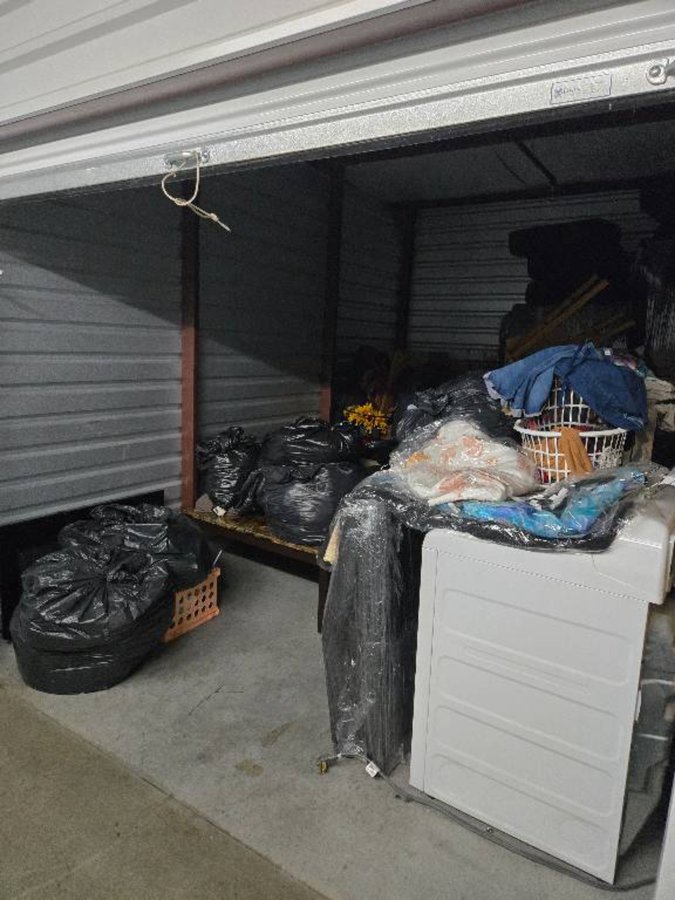 10 x 15 storage unit in Duncanville, TX
