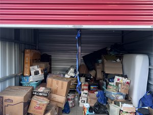 10 x 10 storage unit in Wingate, NC