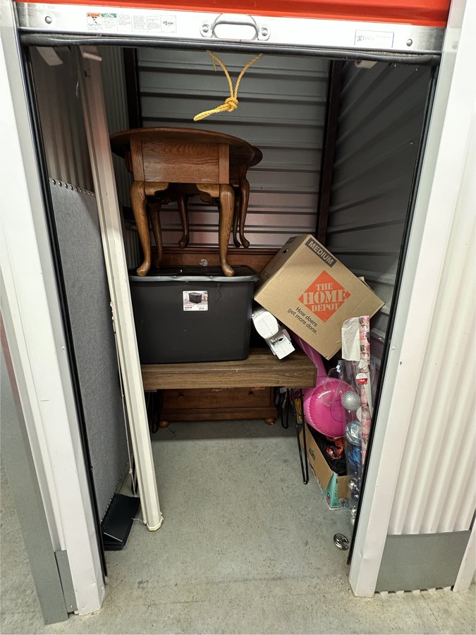 5 x 5 storage unit in Gainesville, FL