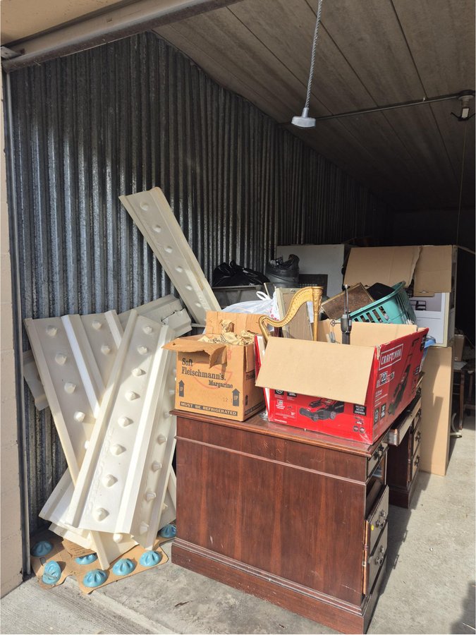 10 x 30 storage unit in Green Tree, PA