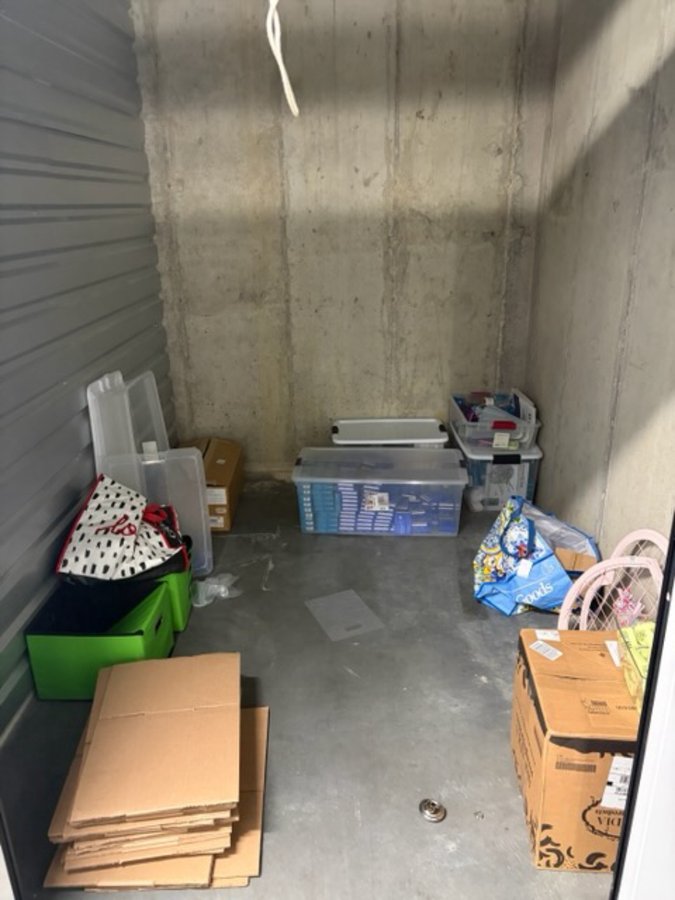 10 x 7 storage unit in Capitol Heights, MD