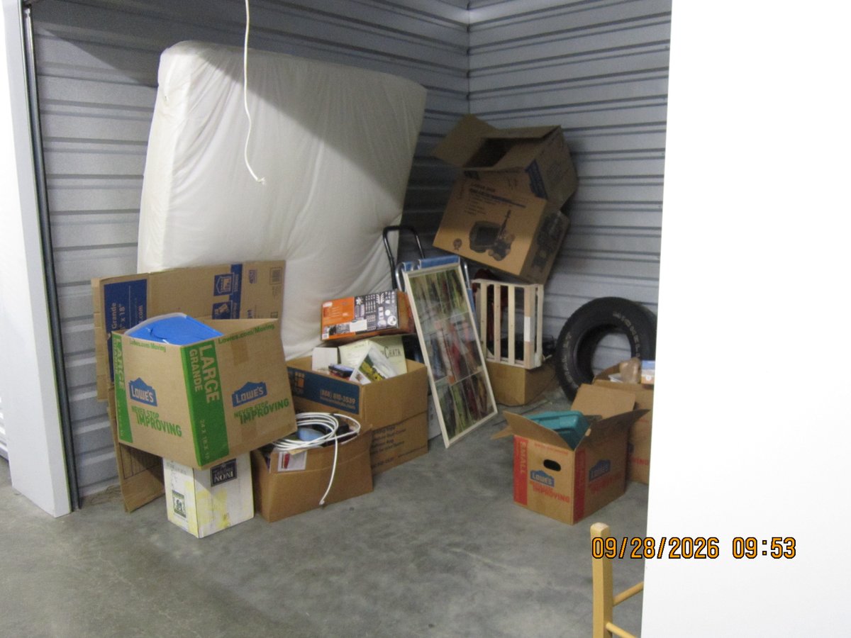 10 x 10 storage unit in Foley, AL