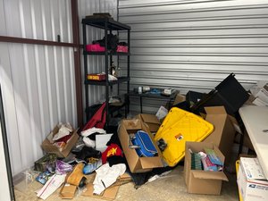 10 x 10 unit in Forney