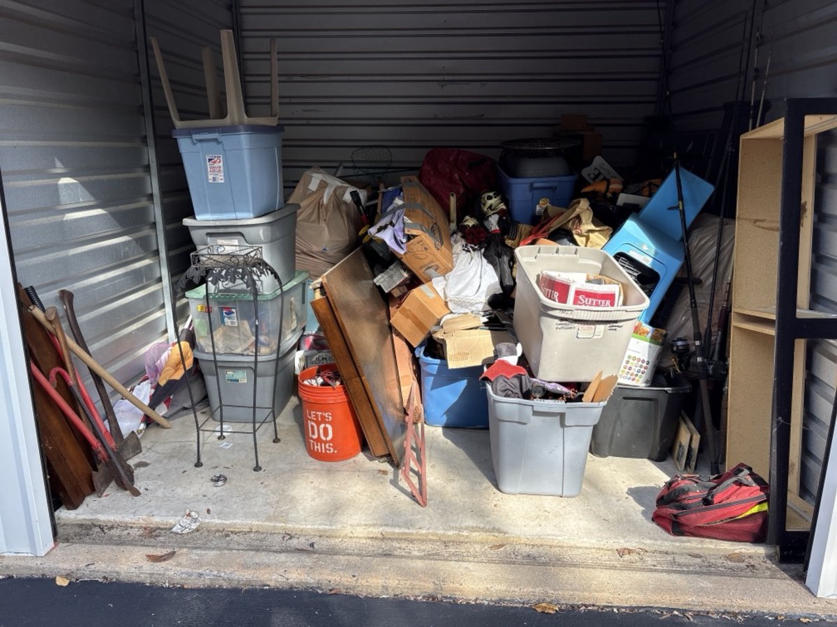 10 x 10 storage unit in Bayville, NJ