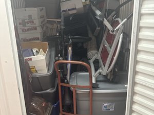 5 x 10 unit in Millersville