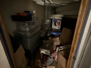 10 x 10 unit in Los Angeles