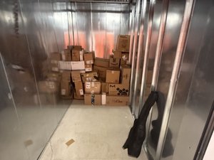 5 x 10 unit in Azusa