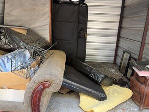 10 x 10 unit in Memphis
