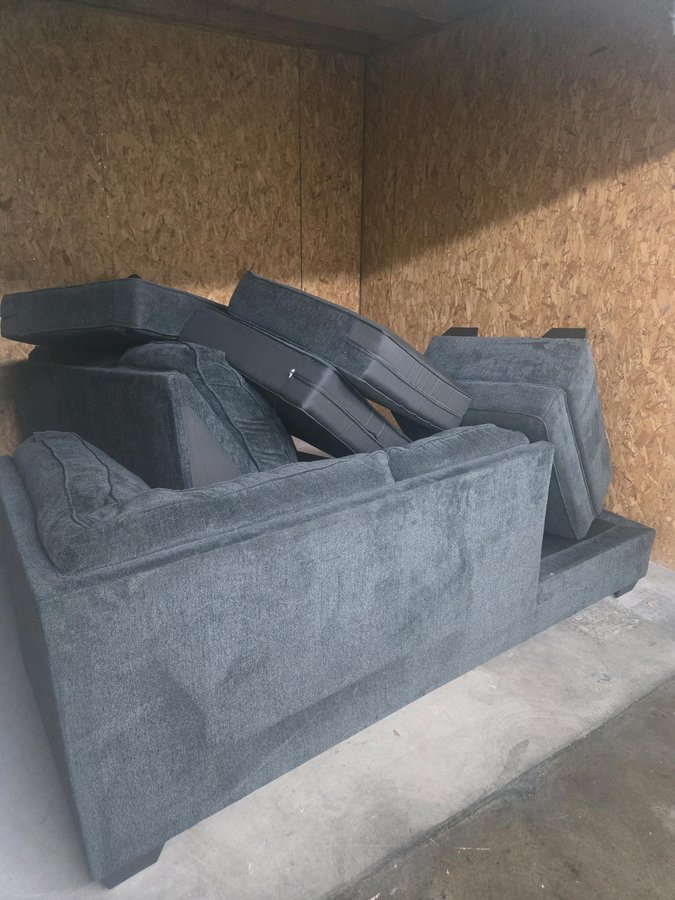 10 x 10 storage unit in Las Vegas, NV