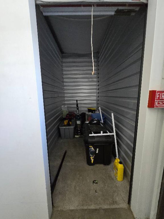 5 x 10 storage unit in San Antonio, TX