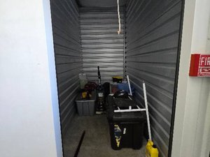 5 x 10 unit in San Antonio