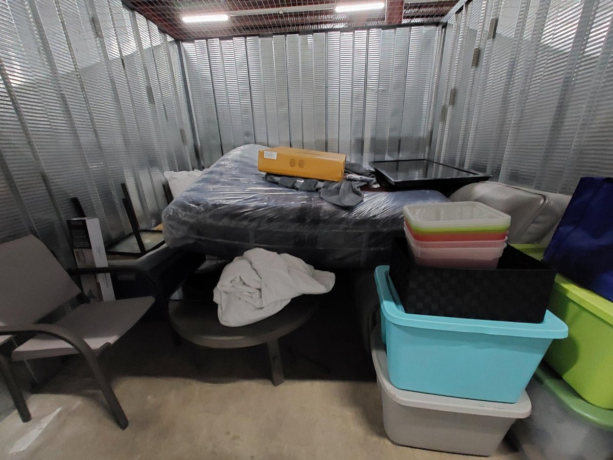 10 x 10 storage unit in Dayton, OH