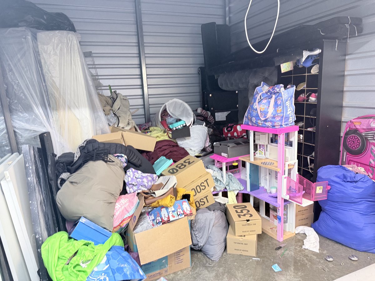 10 x 10 storage unit in Jersey City, NJ