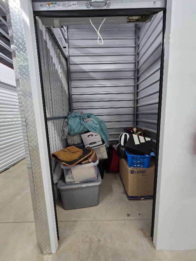 5 x 5 storage unit in Bay St Louis, MS