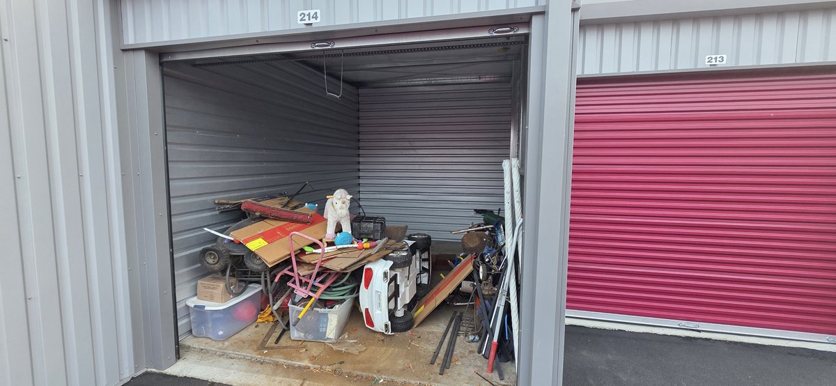 10 x 15 storage unit in Klamath Falls, OR
