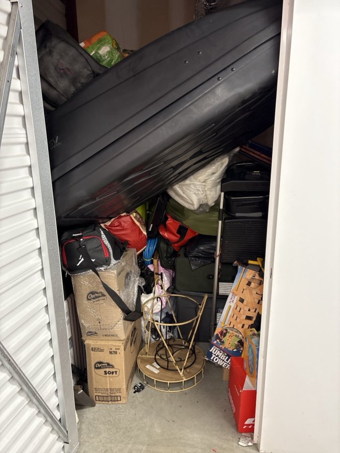 5 x 5 storage unit in East Hanover, NJ