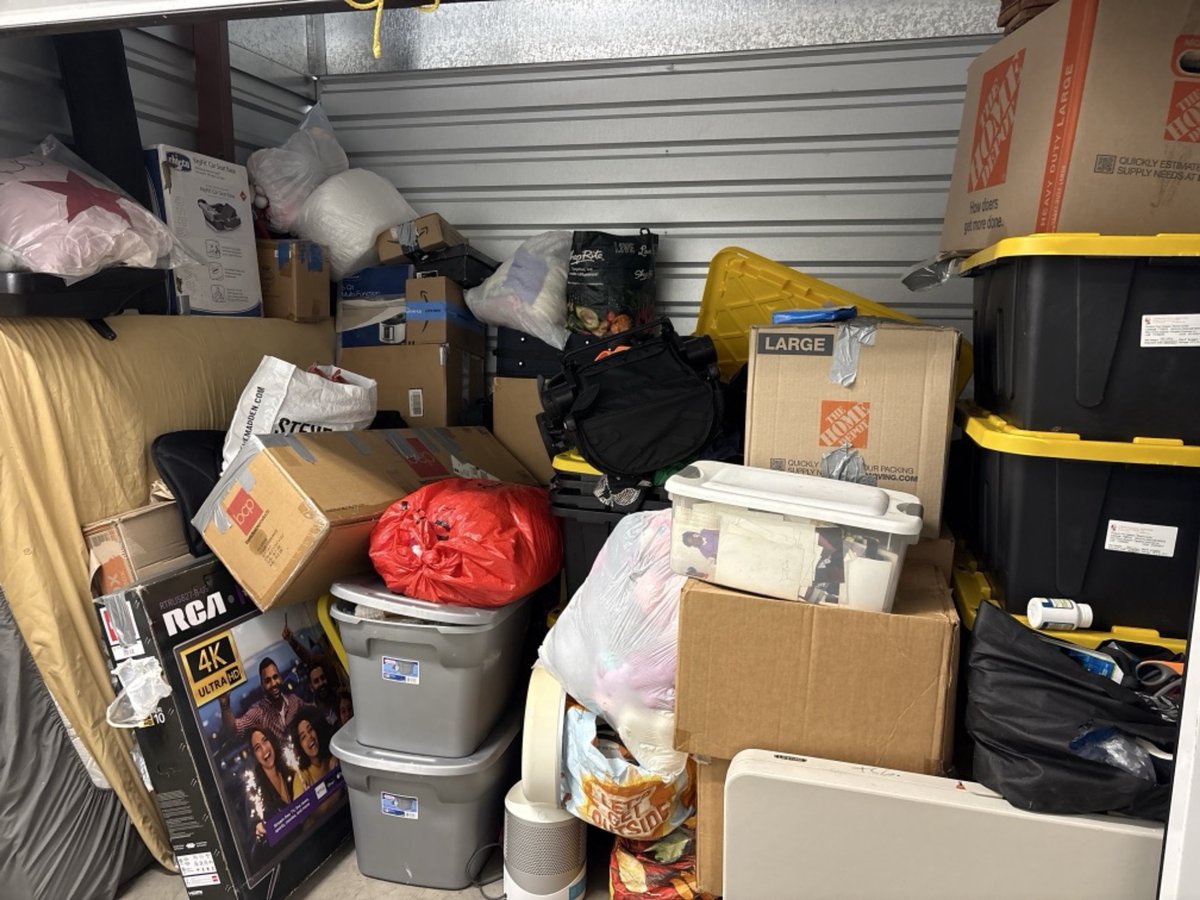 10 x 7 storage unit in Dover, NJ