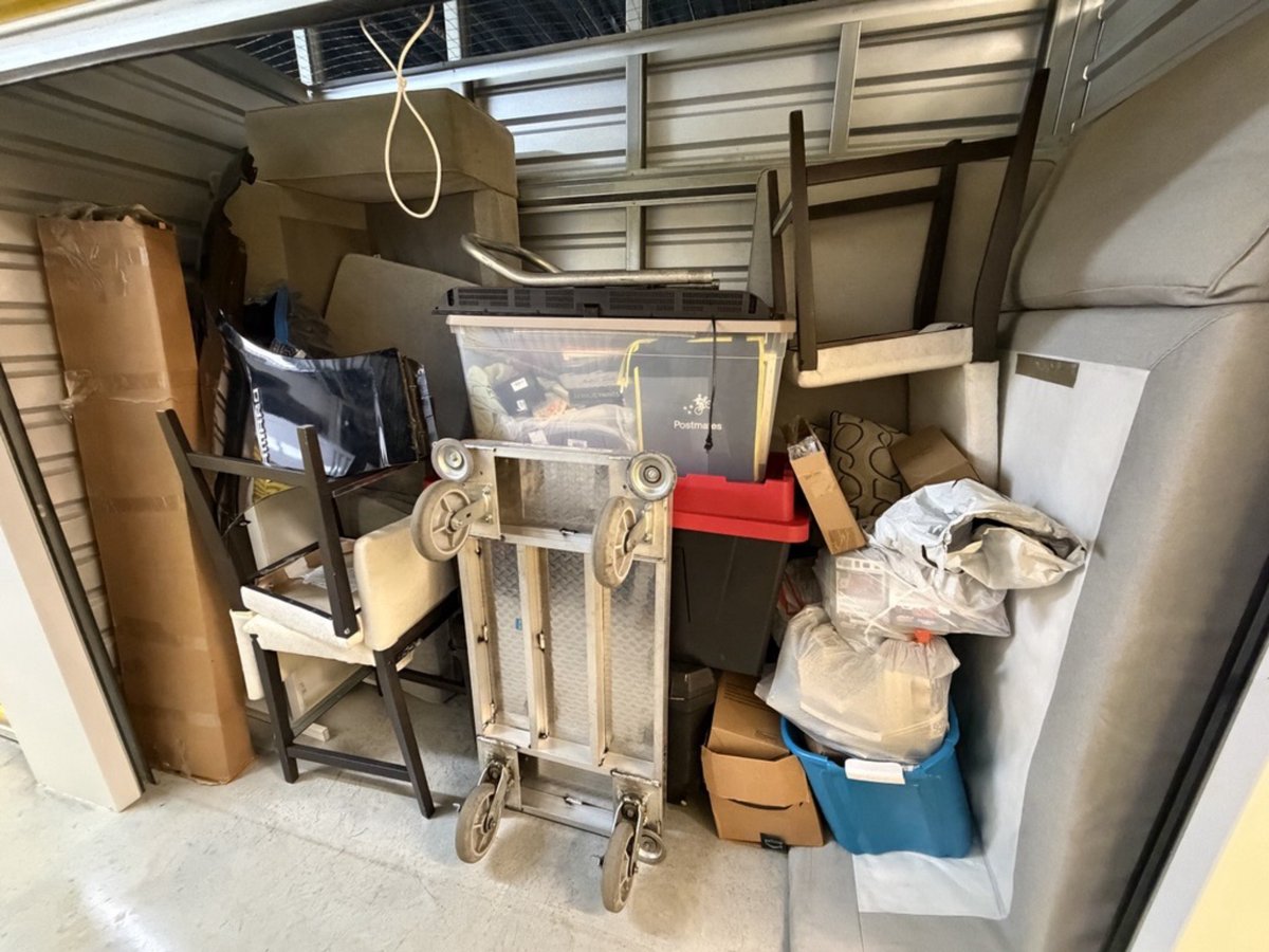 5 x 10 storage unit in Marietta, GA