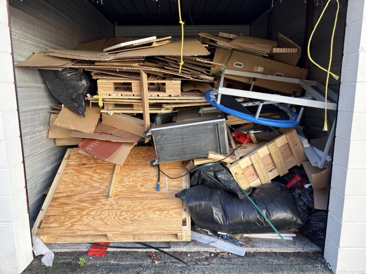 10 x 15 storage unit in Ledgewood, NJ