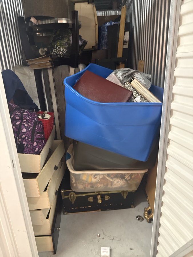 5 x 10 storage unit in Millersville, MD