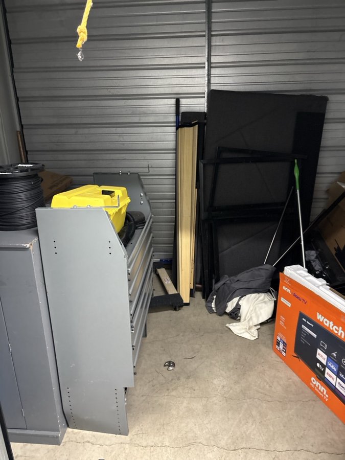 7 x 10 storage unit in Ledgewood, NJ