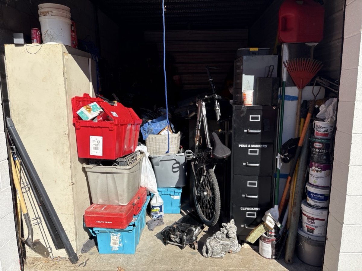 10 x 15 storage unit in Ledgewood, NJ