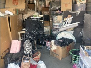 10 x 20 unit in Fontana