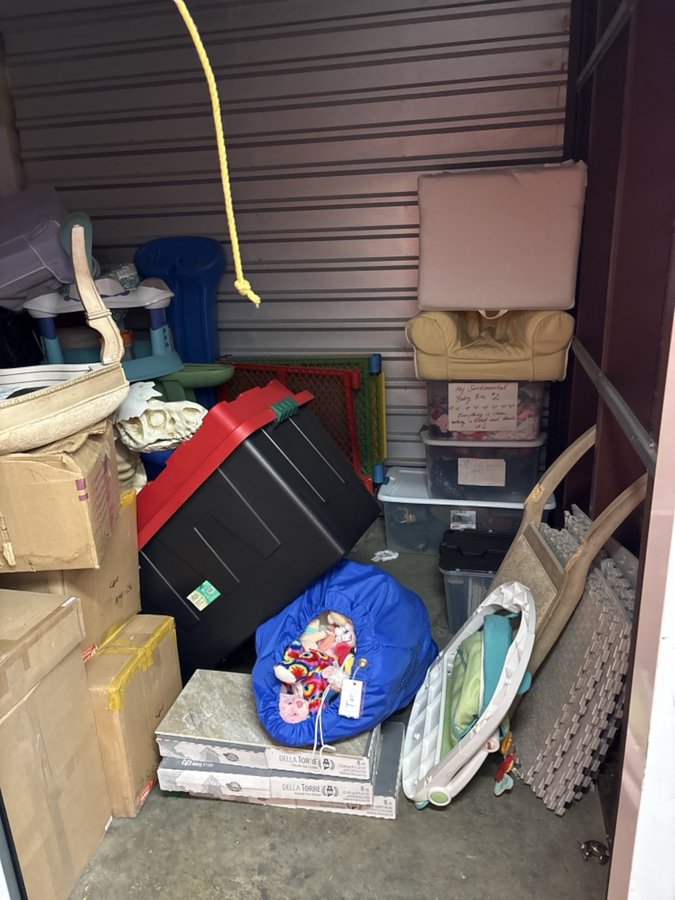 10 x 10 storage unit in Morris Plains, NJ