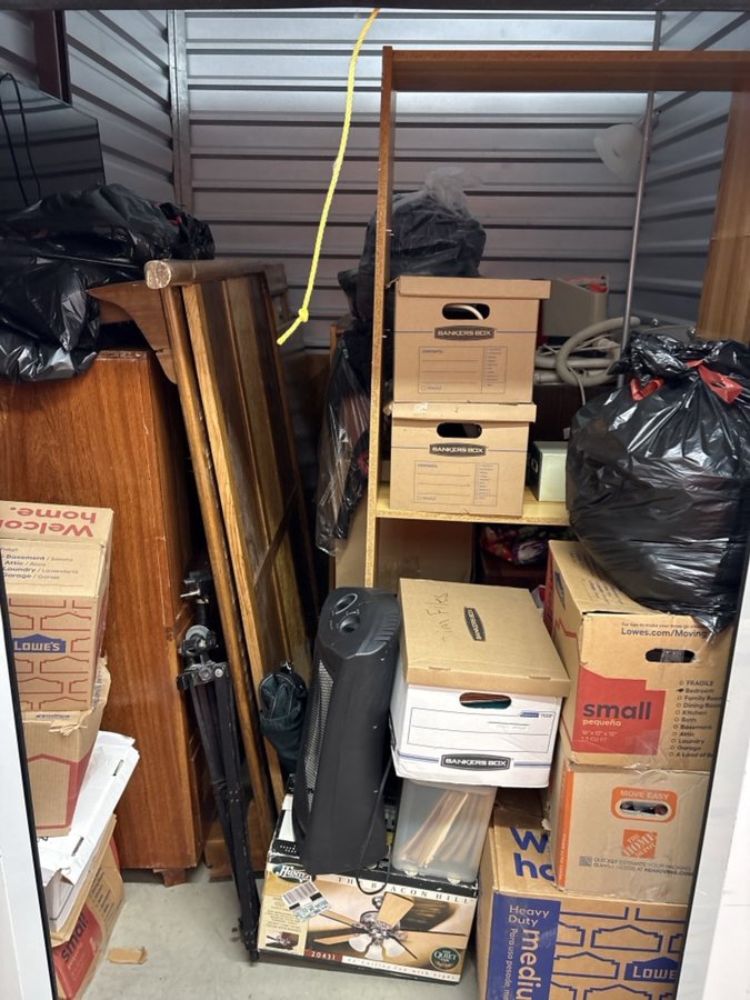 7 x 10 storage unit in Morris Plains, NJ