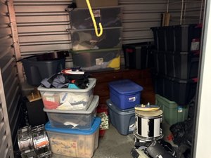 10 x 10 storage unit in Morris Plains, NJ