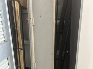 10 x 10 unit in East Point