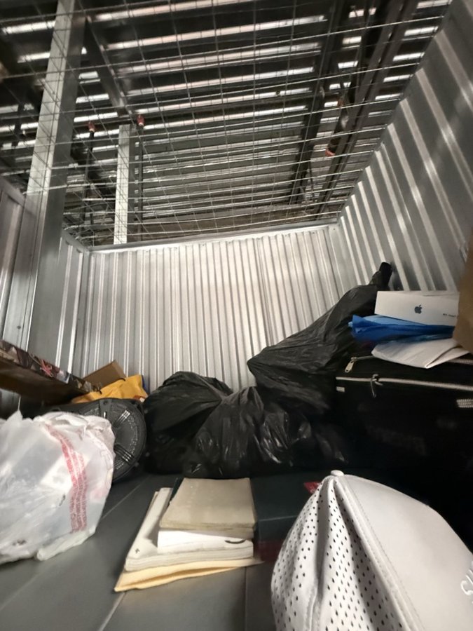 5 x 4 storage unit in Huntington Park, CA