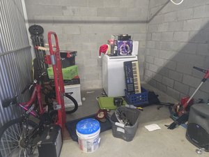 10 x 10 unit in Pasadena