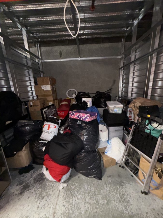 10 x 10 storage unit in Huntington Park, CA