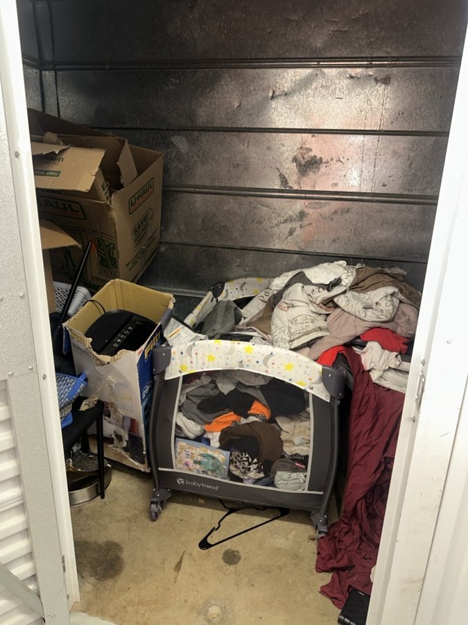 5 x 10 storage unit in East Point, GA