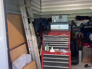 10 x 10 unit in Kansas City