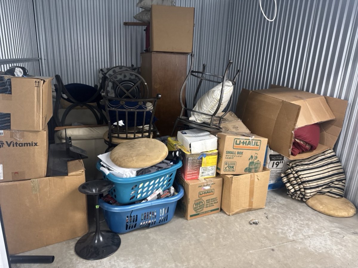 10 x 10 storage unit in East Point, GA