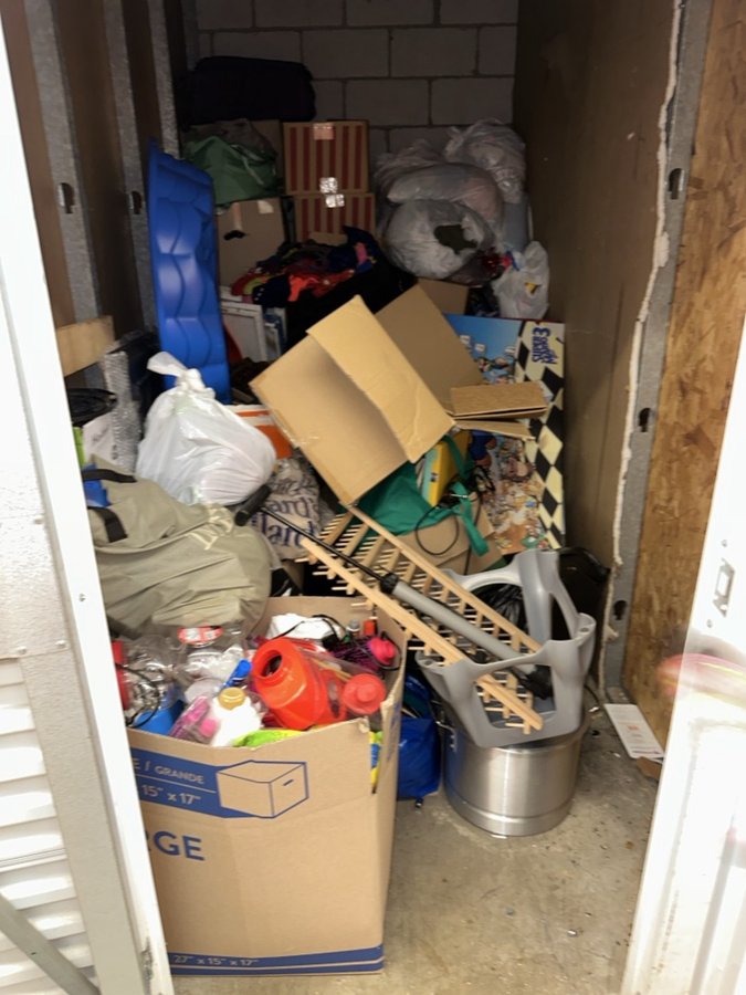 5 x 10 storage unit in East Point, GA