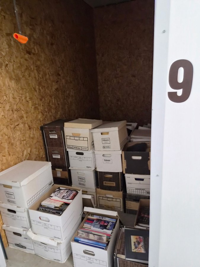 5 x 10 storage unit in Indianapolis, IN