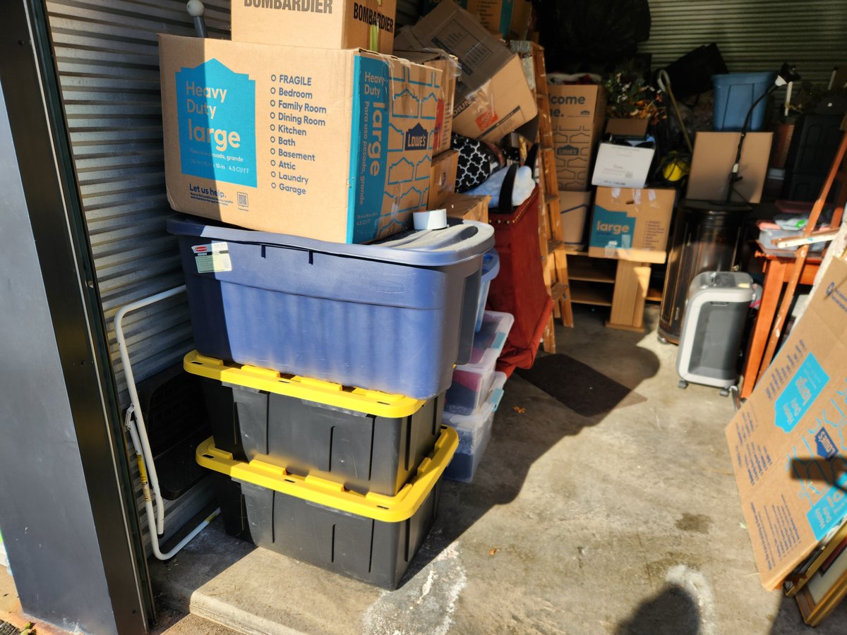 10 x 15 storage unit in Suffield, CT
