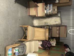 10 x 15 unit in East Point