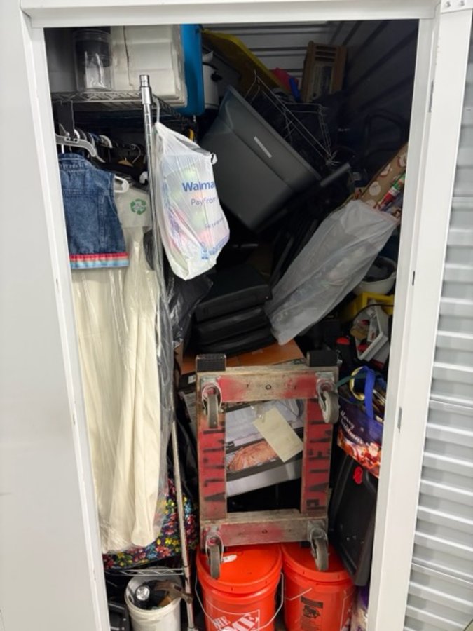 5 x 10 storage unit in Capitol Heights, MD