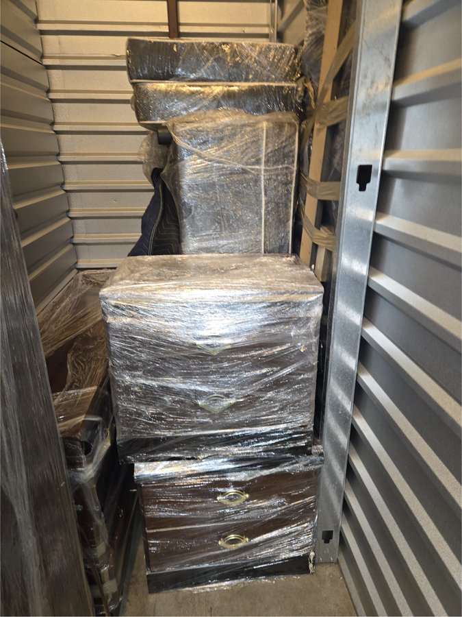 5 x 10 storage unit in Richmond, VA