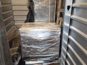 5 x 10 unit in Richmond