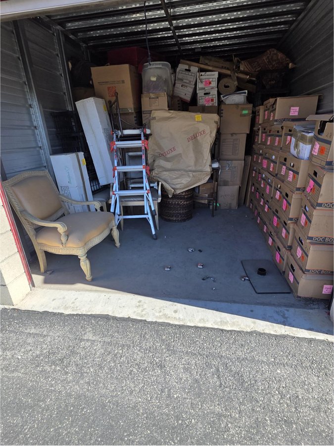 10 x 20 storage unit in Las Vegas, NV