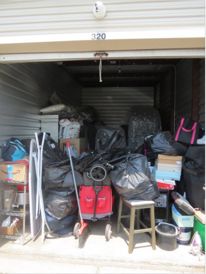10 x 20 storage unit in Philadelphia, PA