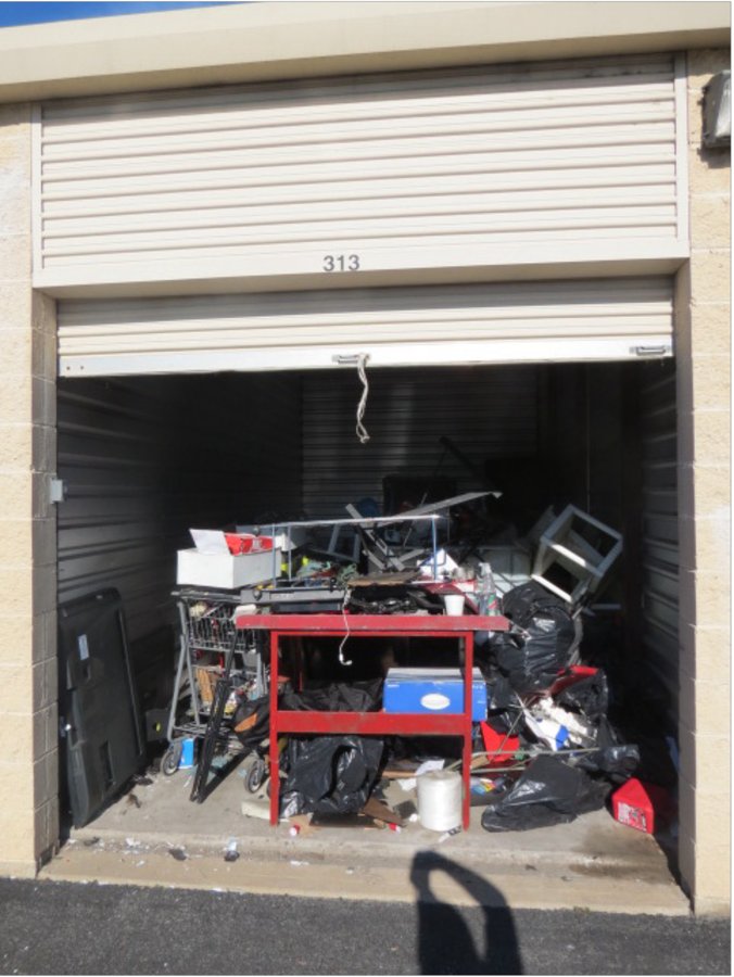 10 x 20 storage unit in Philadelphia, PA