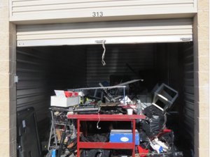10 x 20 unit in Philadelphia