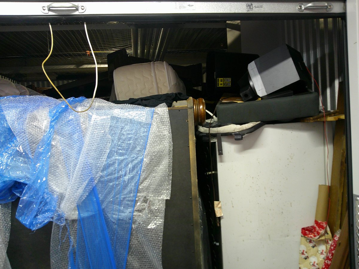 10 x 14 storage unit in Valley Stream, NY